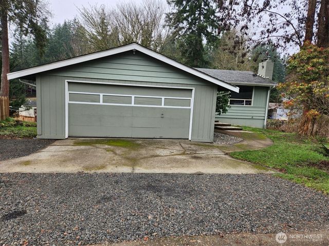 20 SE Holly Place, Shelton, WA 98584