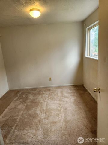 20 SE Holly Place, Shelton, WA 98584