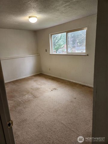 20 SE Holly Place, Shelton, WA 98584