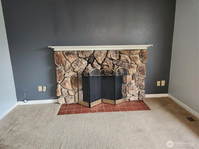 20 SE Holly Place, Shelton, WA 98584