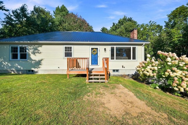 25 Ridgewood Drive, Gilmanton, NH 03237