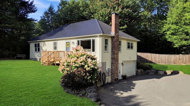 25 Ridgewood Drive, Gilmanton, NH 03237