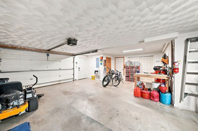 25 Ridgewood Drive, Gilmanton, NH 03237