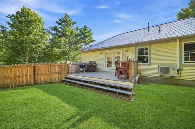 25 Ridgewood Drive, Gilmanton, NH 03237