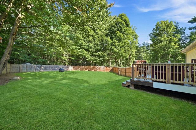 25 Ridgewood Drive, Gilmanton, NH 03237