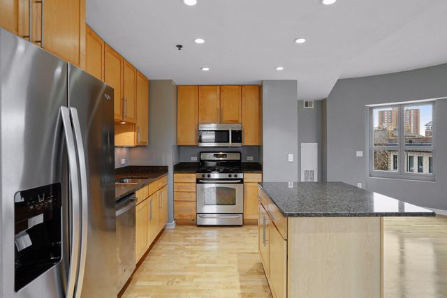929 Portland Avenue 306, Minneapolis, MN 55404