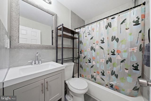 6114 ROSS ST, Philadelphia, PA 19144
