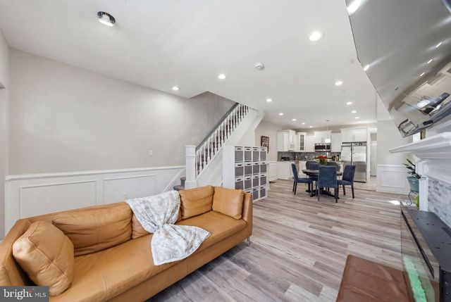 6114 ROSS ST, Philadelphia, PA 19144