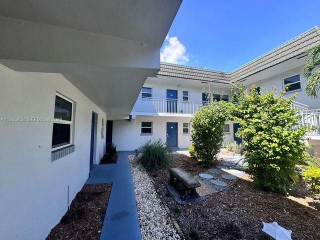 1001 SE 16th St 1, Fort Lauderdale, FL 33316