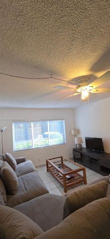 1001 SE 16th St 1, Fort Lauderdale, FL 33316