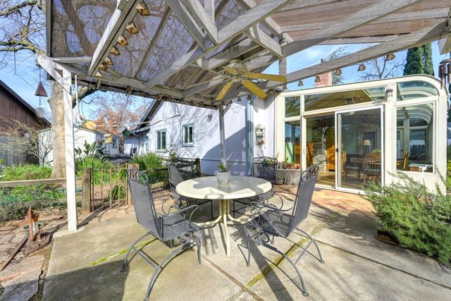 2737 Tierra Grande Cir, Sacramento, CA 95827