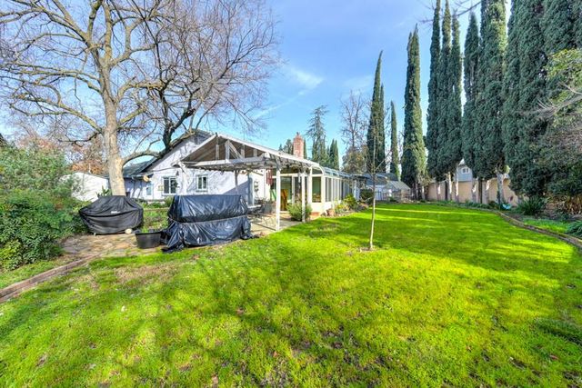 2737 Tierra Grande Cir, Sacramento, CA 95827