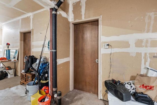 1227 Woodside Road 2, Redwood City, CA 94061