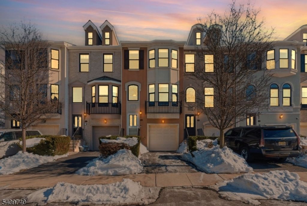 334 Winthrop Dr, Nutley Twp., NJ 07110