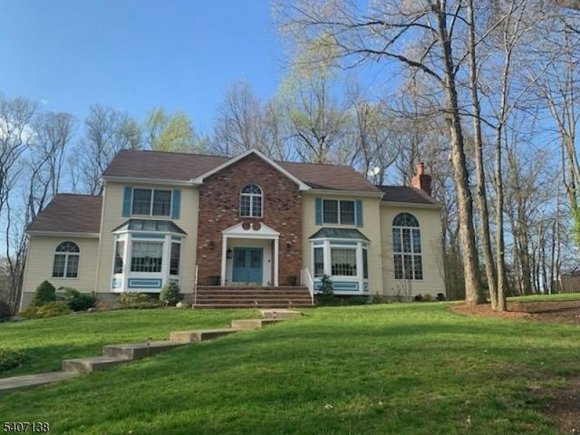 6 Malibu Dr, Sparta Twp., NJ 07871