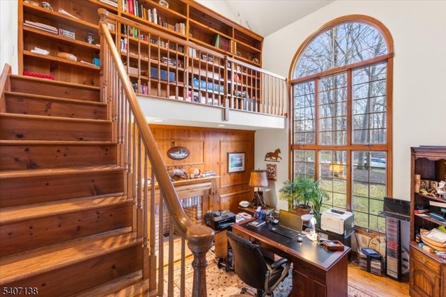 6 Malibu Dr, Sparta Twp., NJ 07871