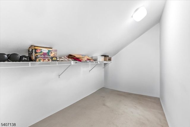 6 Malibu Dr, Sparta Twp., NJ 07871