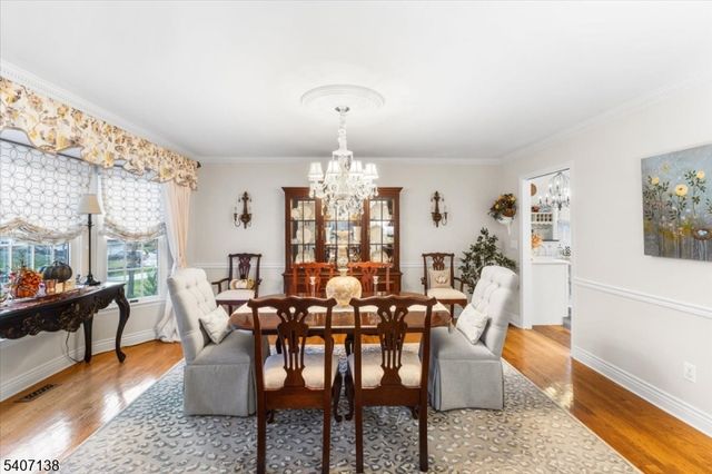 6 Malibu Dr, Sparta Twp., NJ 07871