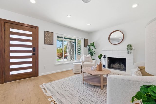 285 W Arbor Avenue, Sunnyvale, CA 94085