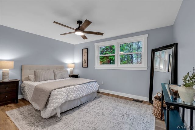 4584 Buckingham Lane, Hamburg, NY 14075