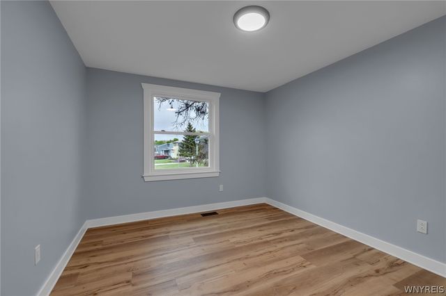 4584 Buckingham Lane, Hamburg, NY 14075