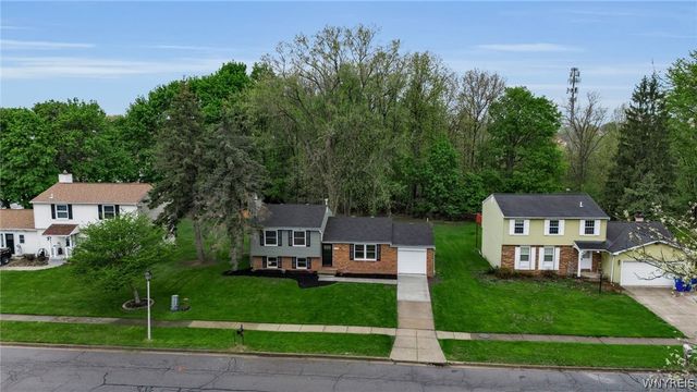 4584 Buckingham Lane, Hamburg, NY 14075