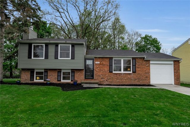 4584 Buckingham Lane, Hamburg, NY 14075