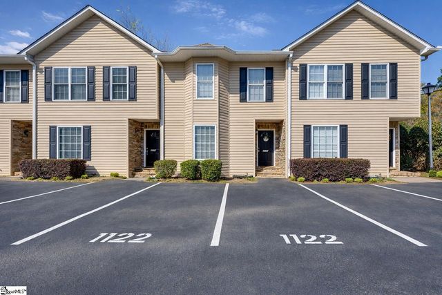 1122 E Lee Road, Taylors, SC 29687