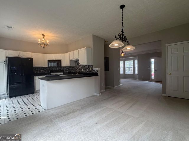 133 Benfield Circle, Cartersville, GA 30121