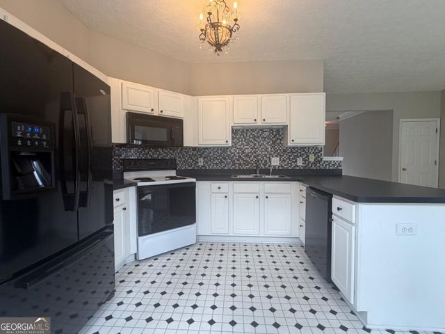 133 Benfield Circle, Cartersville, GA 30121