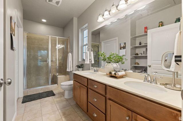 11256 S CHICORY LN, South Jordan, UT 84009