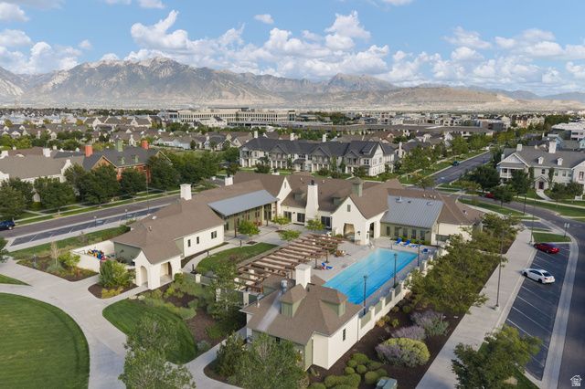 11256 S CHICORY LN, South Jordan, UT 84009