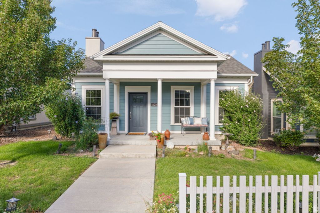 11256 S CHICORY LN, South Jordan, UT 84009 — exterior