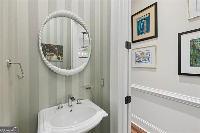 706 Creekgarden Court, Atlanta, GA 30339