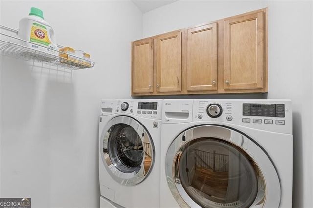 706 Creekgarden Court, Atlanta, GA 30339
