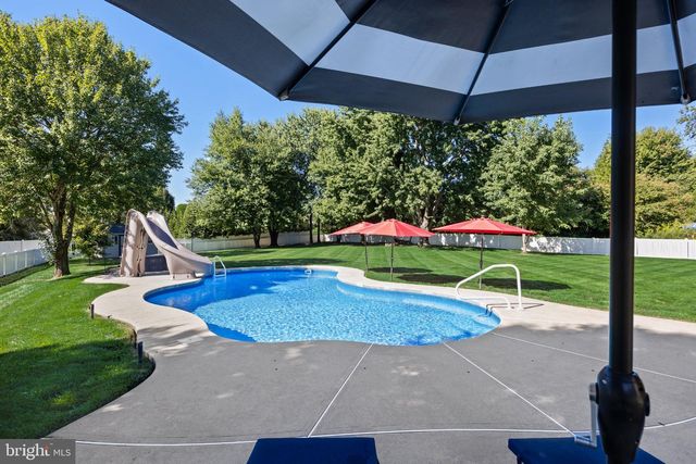 22 SHAMROCK RD, Lumberton, NJ 08048