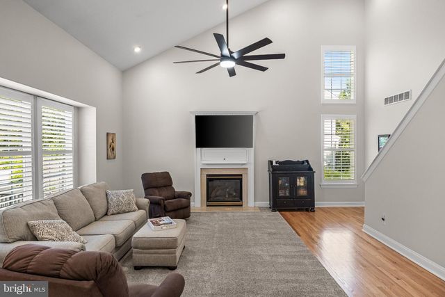 22 SHAMROCK RD, Lumberton, NJ 08048