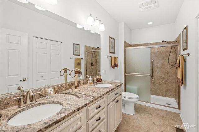 3923 Chesapeake Lane, Naperville, IL 60564