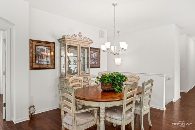 3923 Chesapeake Lane, Naperville, IL 60564