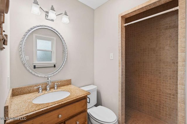 202 Ravens Court, Ocean Springs, MS 39564