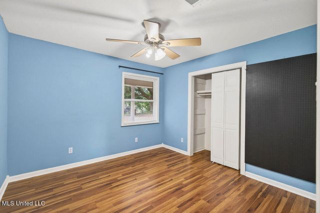 202 Ravens Court, Ocean Springs, MS 39564