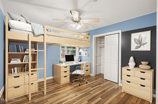 202 Ravens Court, Ocean Springs, MS 39564