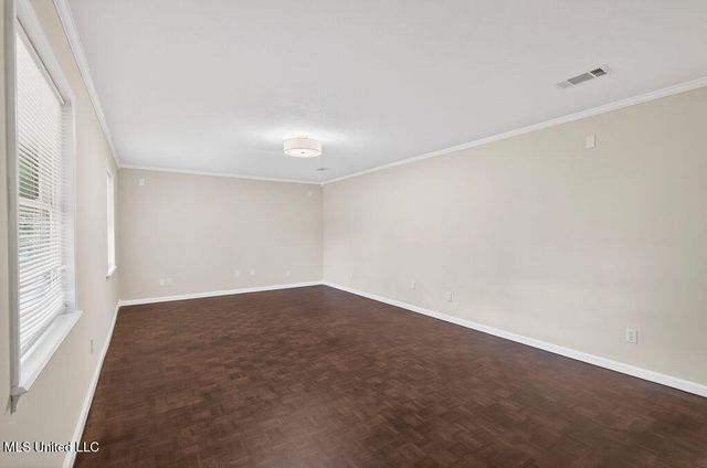 202 Ravens Court, Ocean Springs, MS 39564