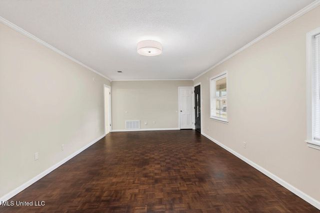 202 Ravens Court, Ocean Springs, MS 39564