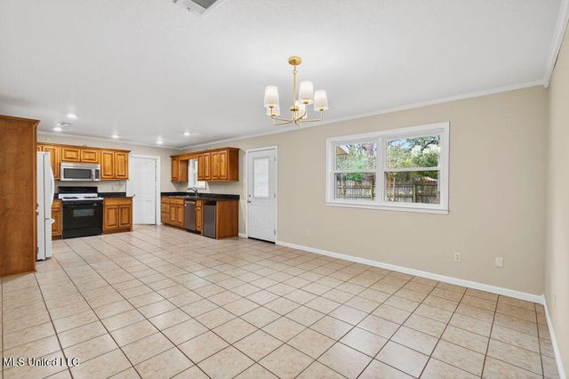 202 Ravens Court, Ocean Springs, MS 39564