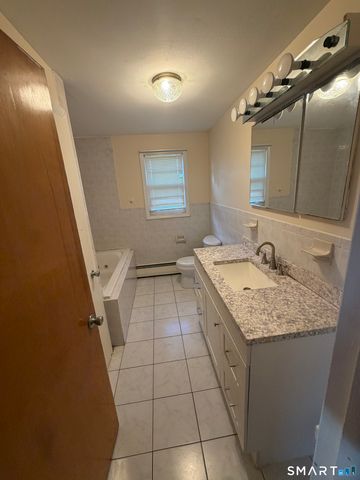 33 Franklin Street 2ND FLOOR, Middletown, CT 06457