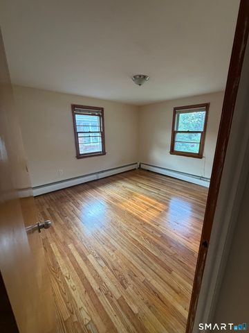 33 Franklin Street 2ND FLOOR, Middletown, CT 06457