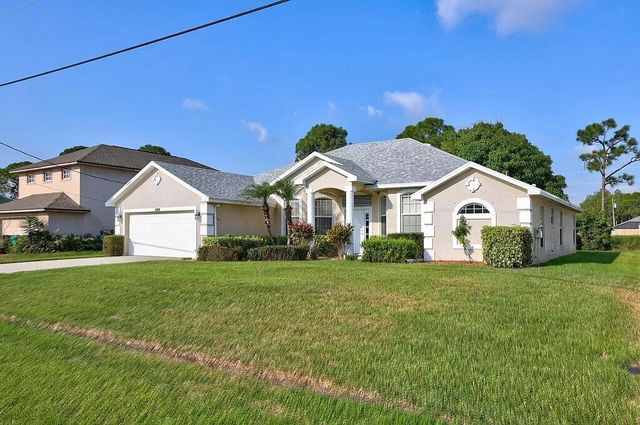 5180 NW Newark Lane NW, Port St Lucie, FL 34983