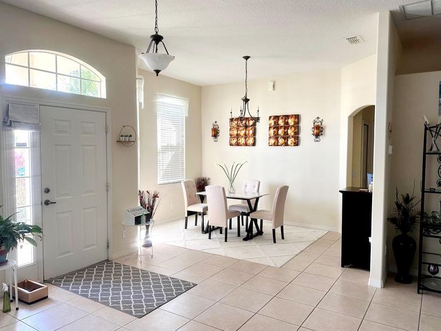 5180 NW Newark Lane NW, Port St Lucie, FL 34983