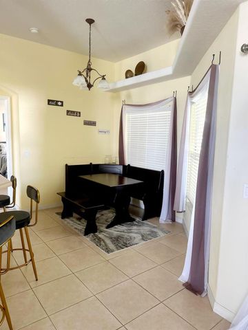 5180 NW Newark Lane NW, Port St Lucie, FL 34983